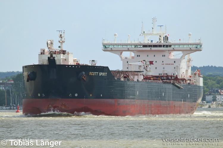 Scott-Spirit - Crude Oil Tanker vessel registered in Bahamas