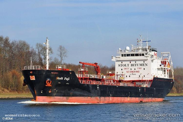 Fuji-Lava - Bitumen Tanker vessel registered in Malta