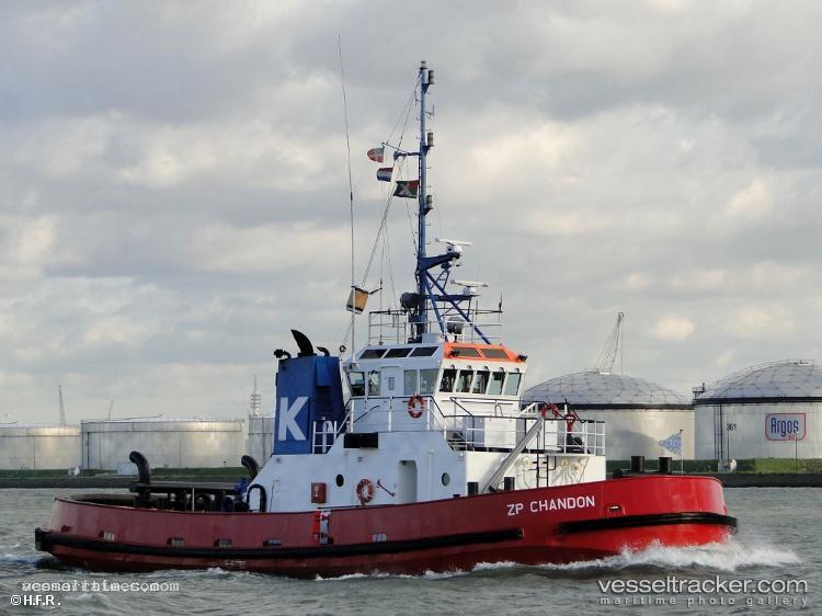 Mv.chandra-Neptune - Tug vessel registered in India
