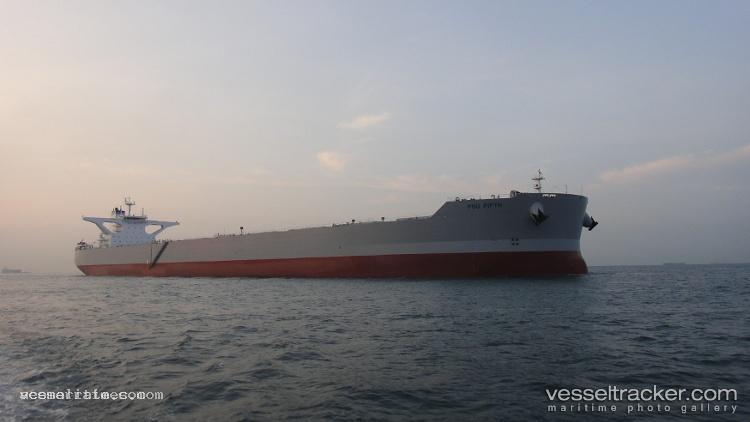 Psu-Fifth - Ore Carrier vessel registered in Singapore