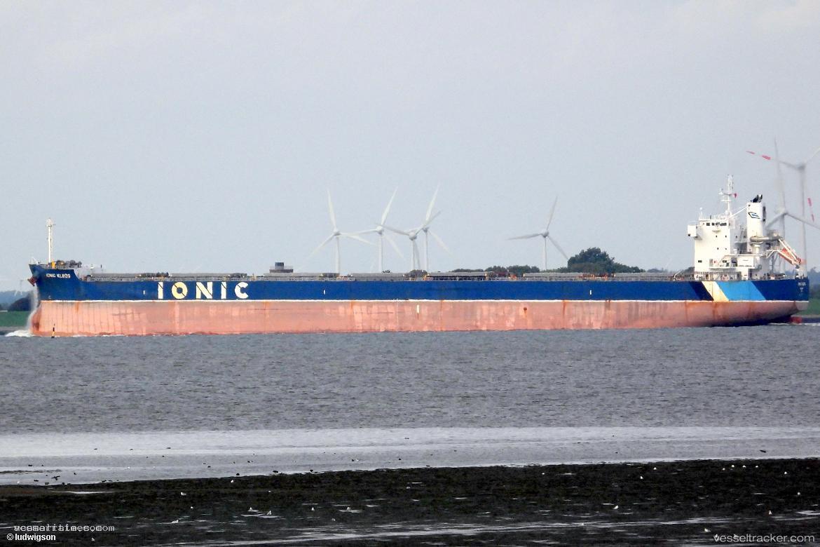 Ionic-Kleos - Bulk Carrier vessel registered in Marshall Islands