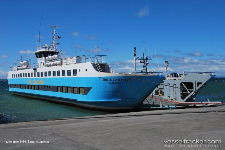Crux-Australis - Passenger Ro Ro Cargo Ship vessel registered in Chile