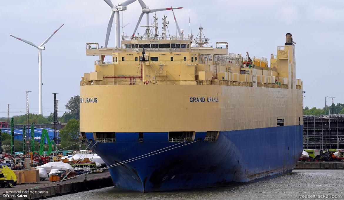 Grand-Uranus - Vehicles Carrier vessel registered in Marshall Islands