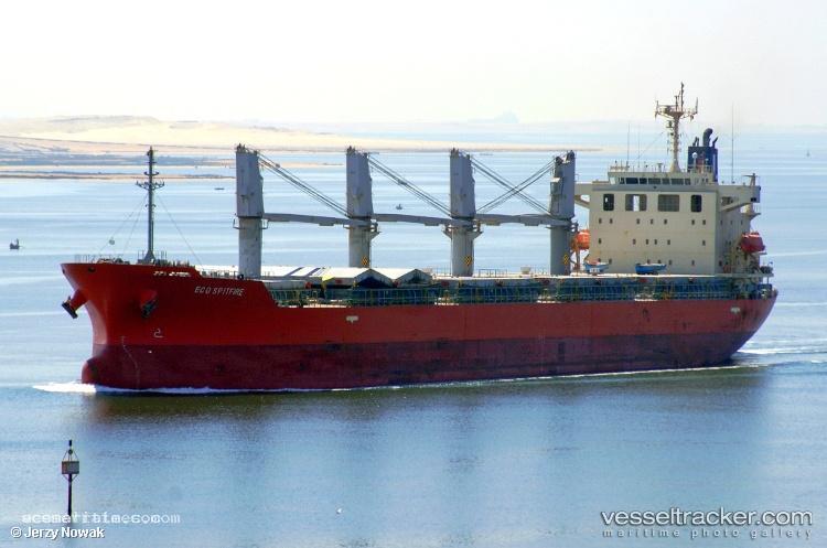 Neptulus - General Cargo Ship vessel registered in Marshall Islands