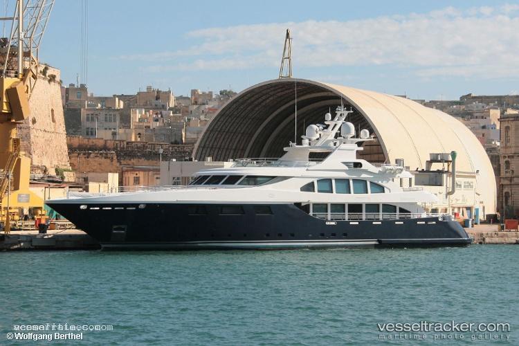 Zia - Service Ship vessel registered in Malta