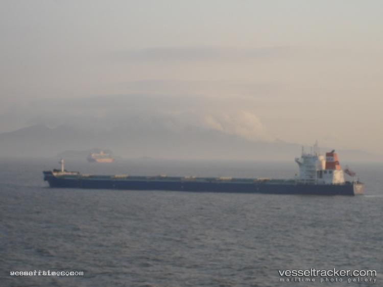 Minoan-Bay - Bulk Carrier vessel registered in Liberia