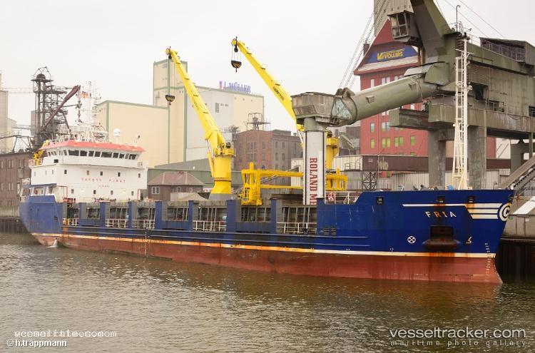 Logistik-Nusantara-3 - General Cargo Ship vessel registered in Indonesia