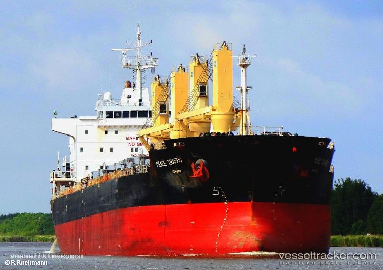 Ivory-Gull - Bulk Carrier vessel registered in Liberia