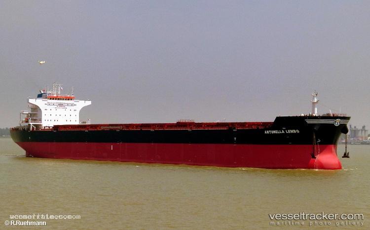 Mayfair-Spirit - Bulk Carrier vessel registered in Liberia