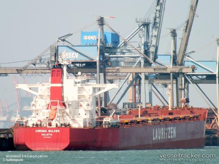 Korona-D - Bulk Carrier vessel registered in Liberia