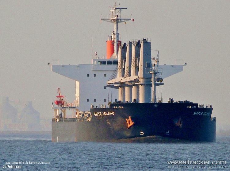 Lumoso-Karunia-Viii - Bulk Carrier vessel registered in Indonesia