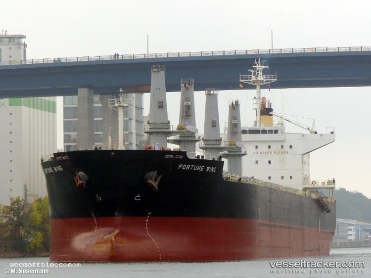 Patria-Nawasena-4 - Bulk Carrier vessel registered in Indonesia