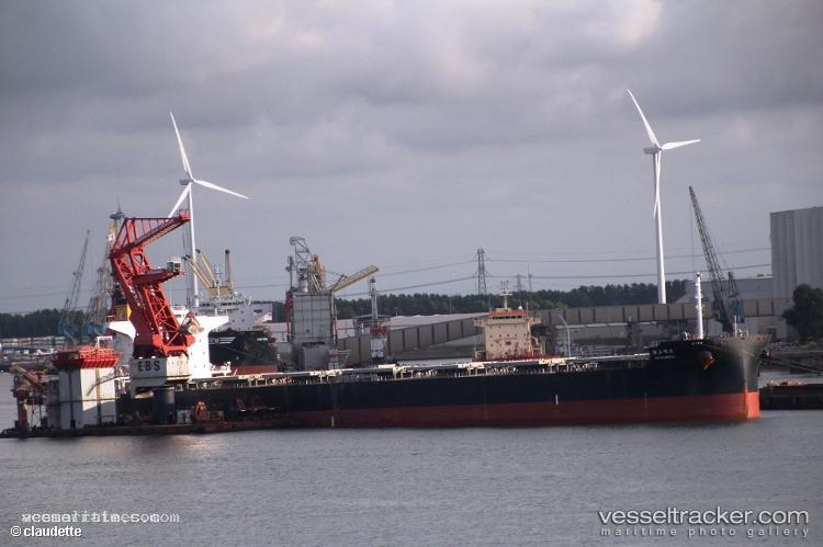 Km-Shanghai - Bulk Carrier vessel registered in Liberia