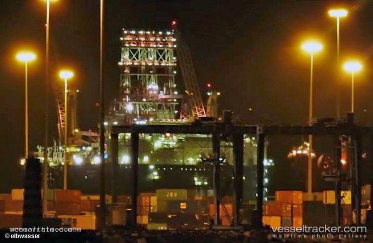 Scarabeo-9 - Drilling Ship vessel registered in Bahamas
