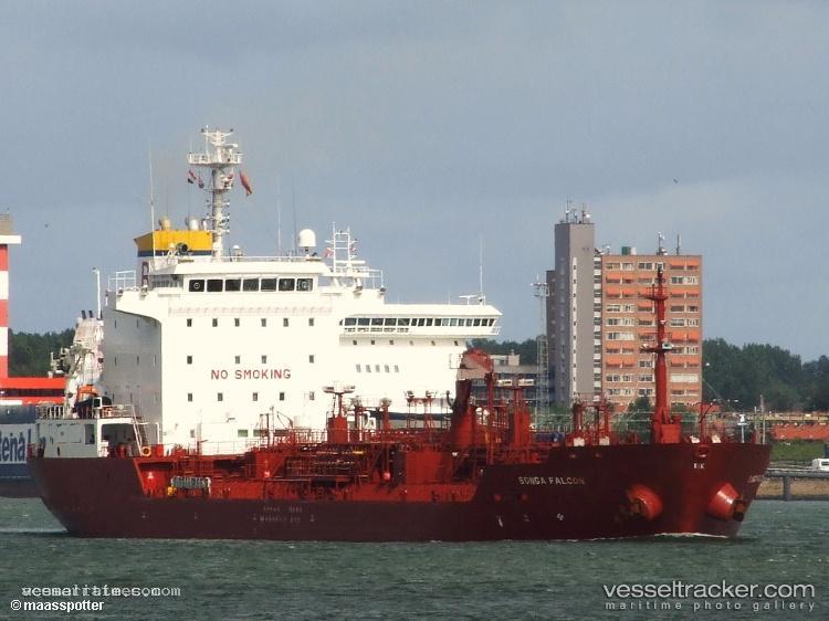 Eduardo-V - Chemical Oil Products Tanker vessel registered in Argentina