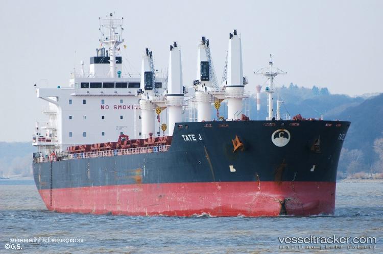 Mds-Ariadne - Bulk Carrier vessel registered in Marshall Islands