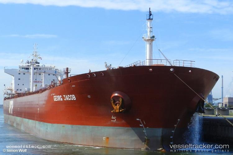 Navig8-Messi - Oil Products Tanker vessel registered in Singapore