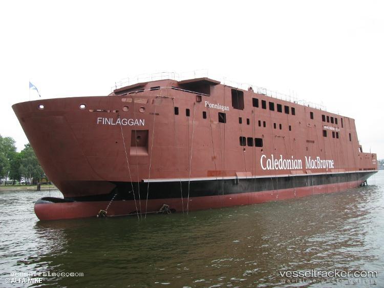Finlaggan - Passenger Ro Ro Cargo Ship vessel registered in United Kingdom