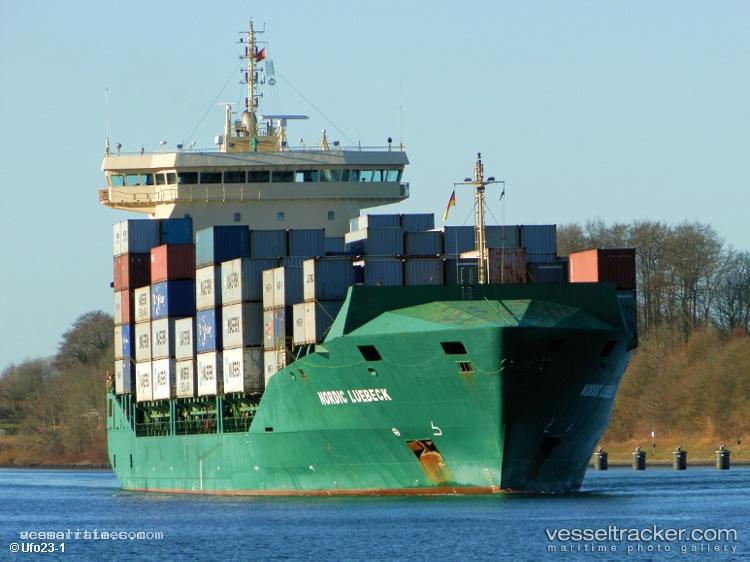 Nieves-B - Container Ship vessel registered in Portugal