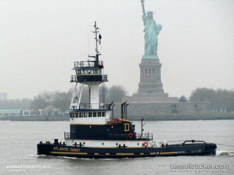 Atlantic-Coast - Tug vessel registered in United States of America