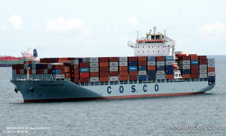 Cosco-Auckland - Container Ship vessel registered in Hong Kong