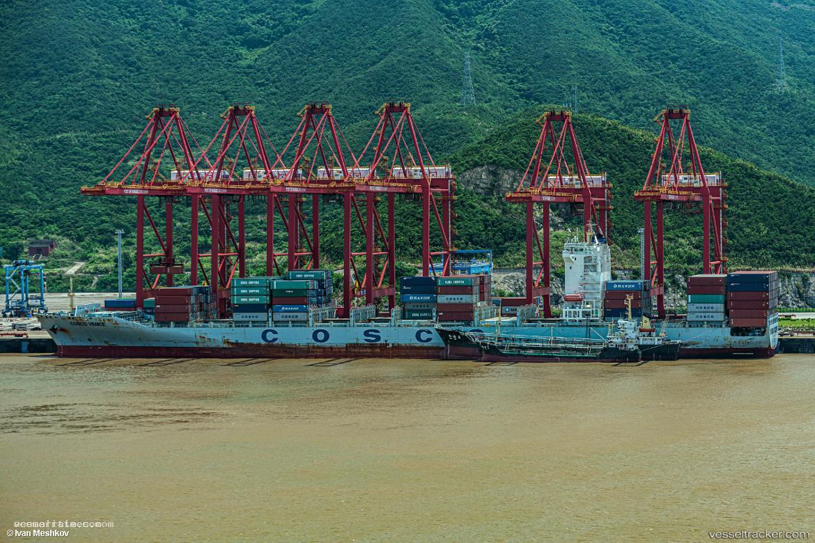 Cosco-Venice - Container Ship vessel registered in Hong Kong