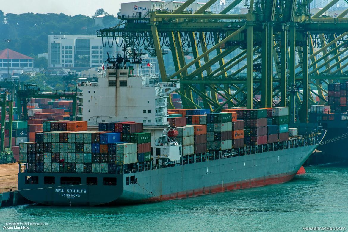 Msc-Lome-V - Container Ship vessel registered in Portugal