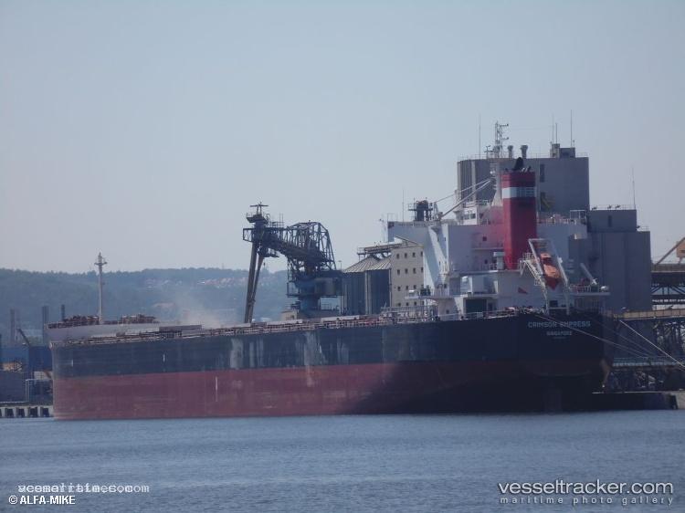 Crimson-Empress - Bulk Carrier vessel registered in Singapore
