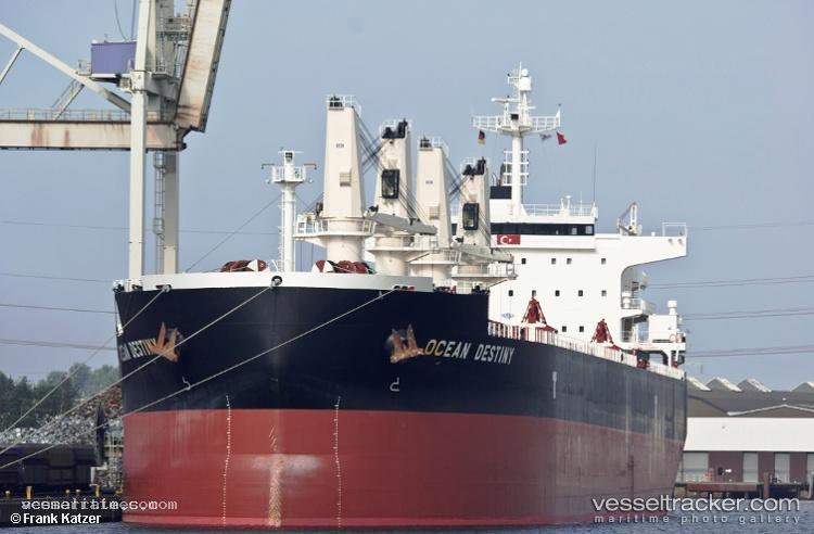 Ocean-Destiny - Bulk Carrier vessel registered in Liberia