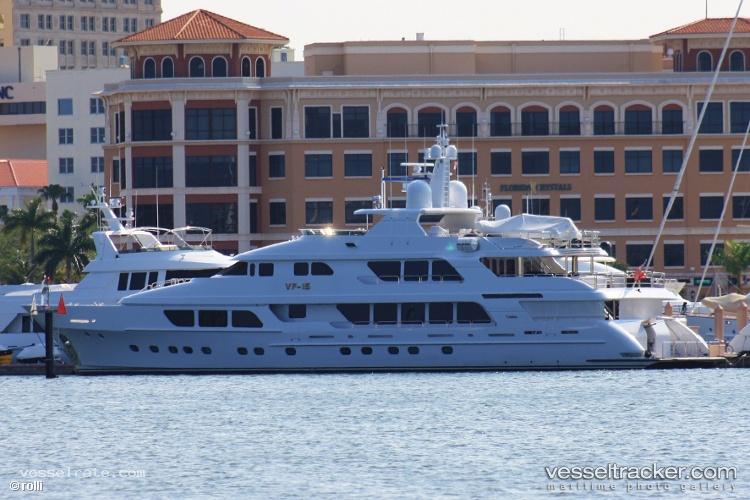 Carte-Blanche - Service Ship vessel registered in Cayman Islands
