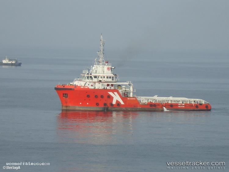 Ark-Tori - Offshore Tug Supply Ship vessel registered in Singapore