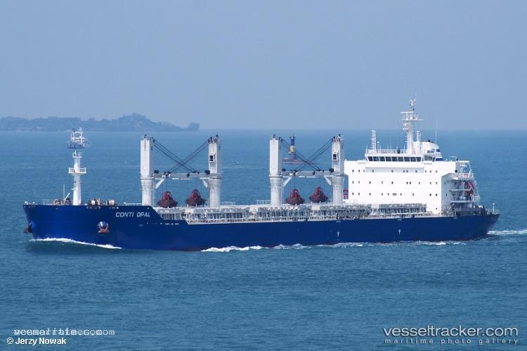 Manila-Trader - Bulk Carrier vessel registered in Liberia