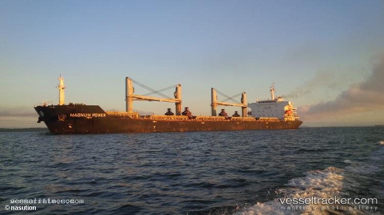 Maharajanusantaras01 - Bulk Carrier vessel registered in Indonesia