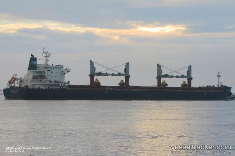 Genco-Aquitaine - Bulk Carrier vessel registered in Marshall Islands
