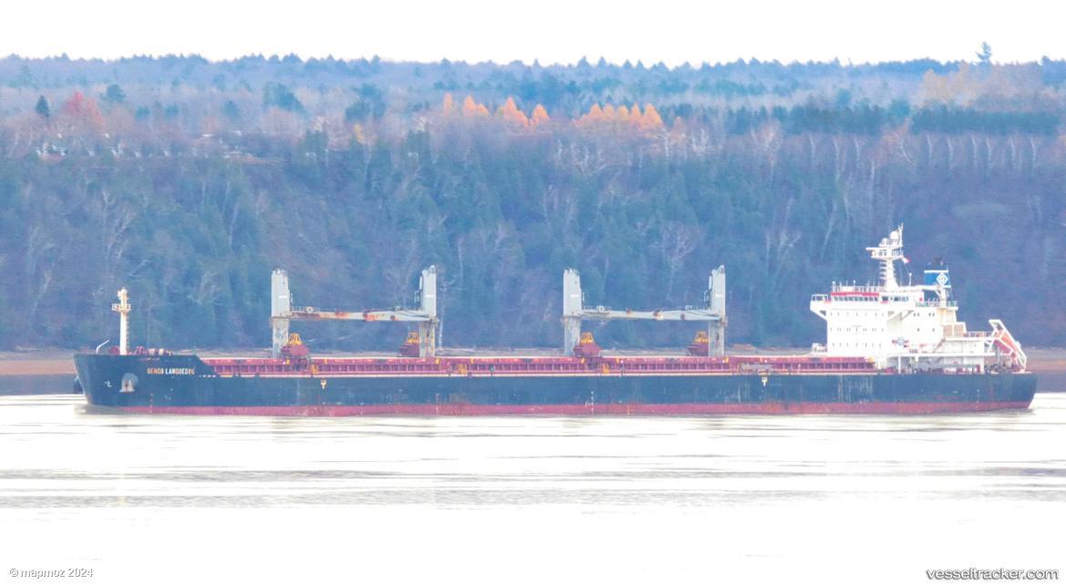 Genco-Languedoc - Bulk Carrier vessel registered in Marshall Islands