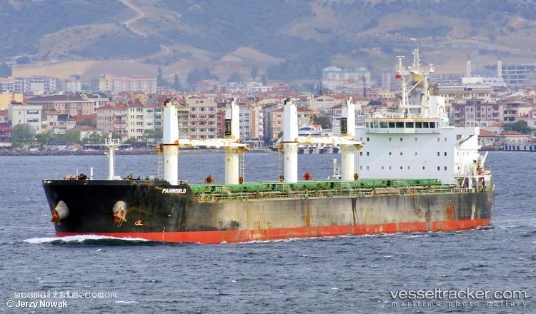 Traveling-Sage - Bulk Carrier vessel registered in Liberia