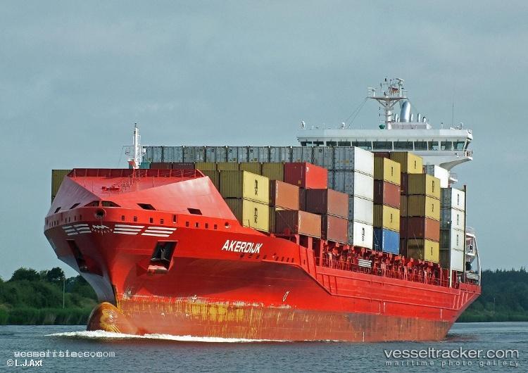 Escape - Container Ship vessel registered in Netherlands
