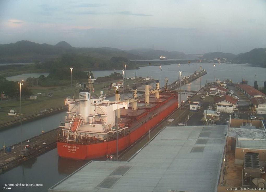 Pms-Edelweiss - Bulk Carrier vessel registered in Marshall Islands