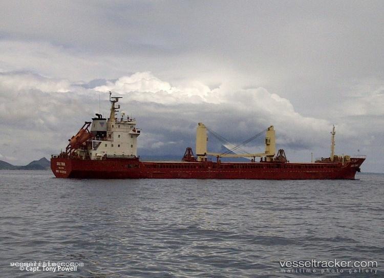 Navin-Falcon - Bulk Carrier vessel registered in Marshall Islands