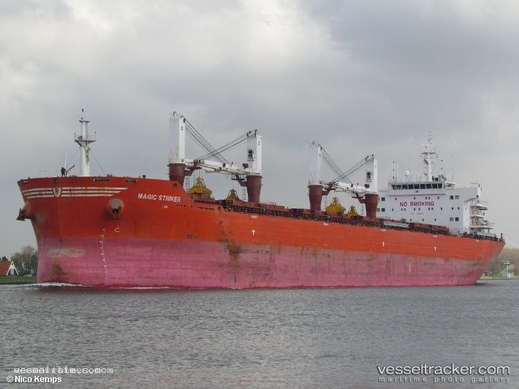 Magic-Striker - Bulk Carrier vessel registered in United Kingdom