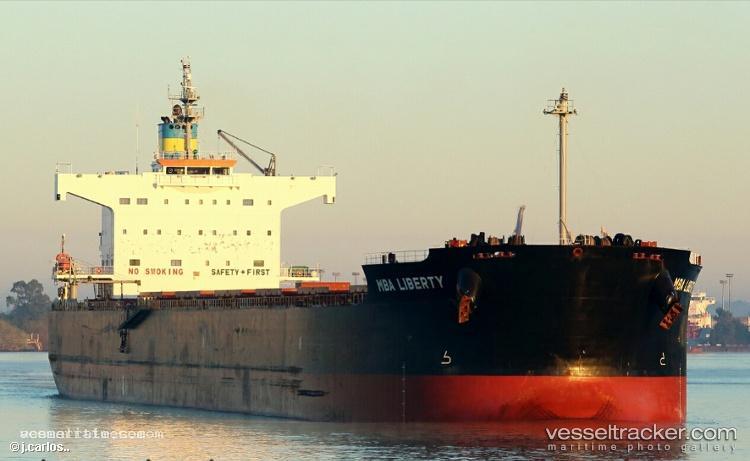 Vosporos - Bulk Carrier vessel registered in Bahamas