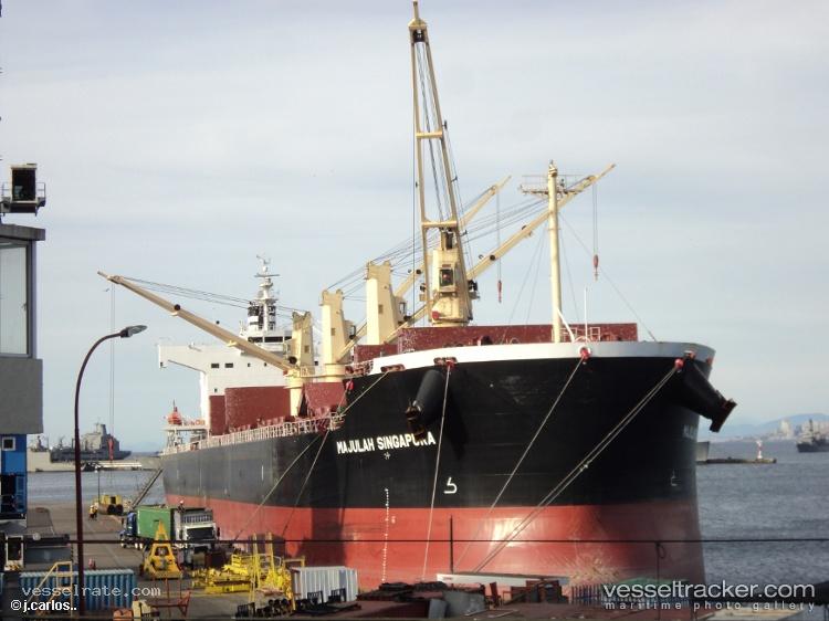Asl-Era - Bulk Carrier vessel registered in Marshall Islands