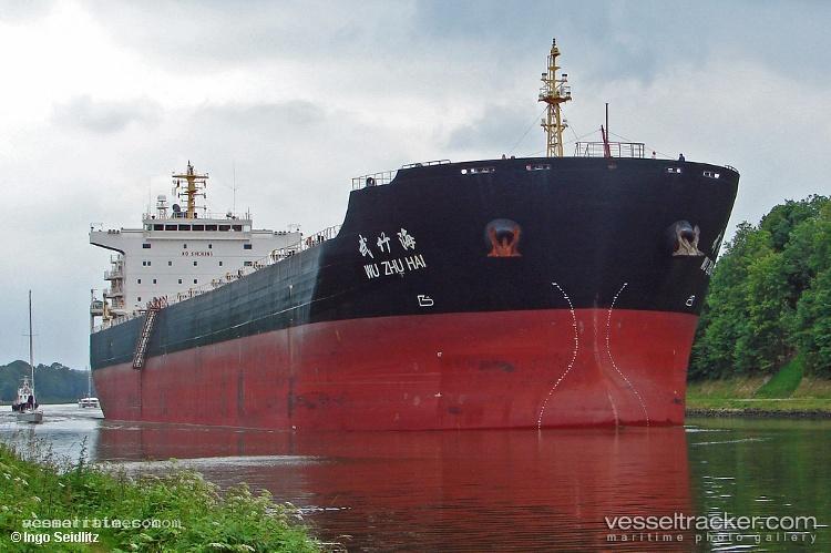 Wuzhuhai - Bulk Carrier vessel registered in China