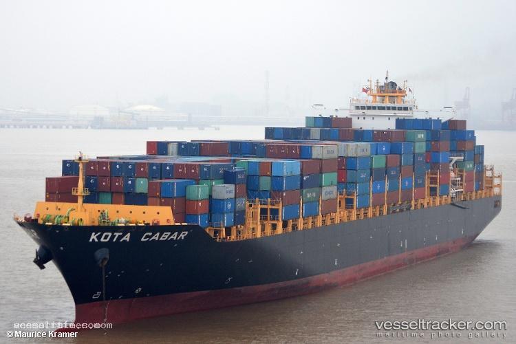 Kota-Cabar - Container Ship vessel registered in Singapore
