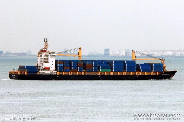 Kota-Nasrat - Container Ship vessel registered in Singapore