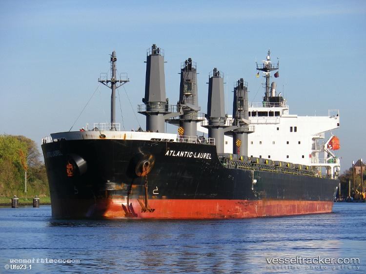 Navi-Lyra - General Cargo Ship vessel registered in Liberia