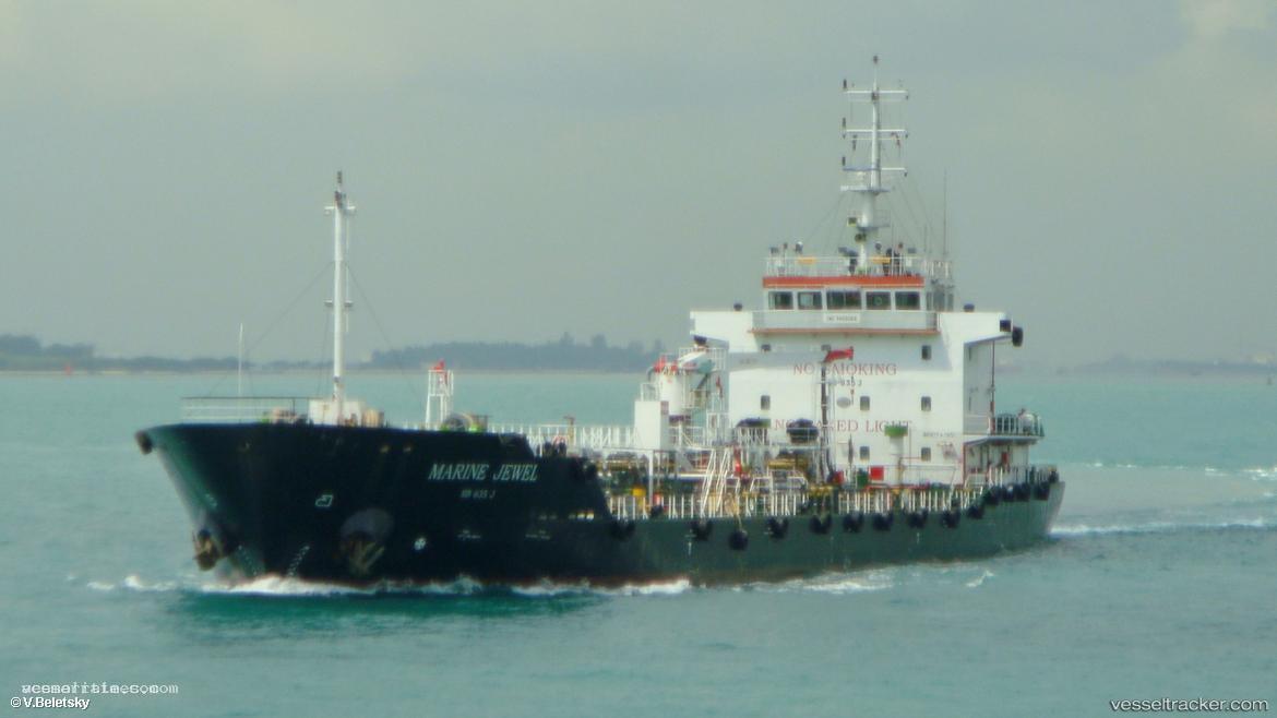 Marine-Jewel - Oil Products Tanker vessel registered in Singapore