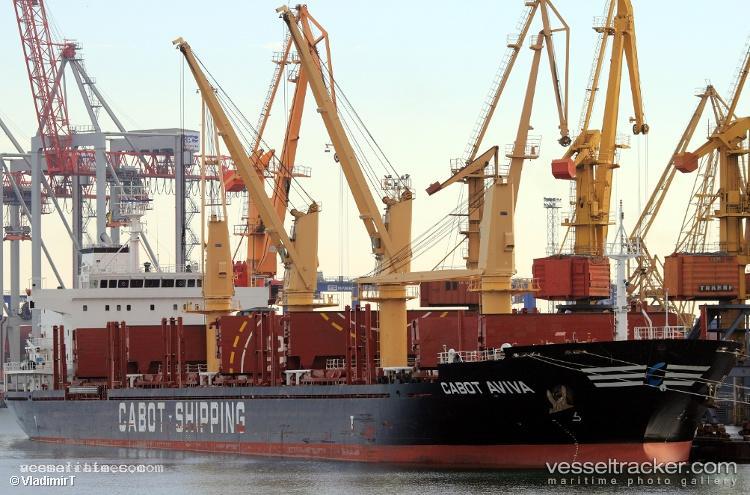 Montreux - Bulk Carrier