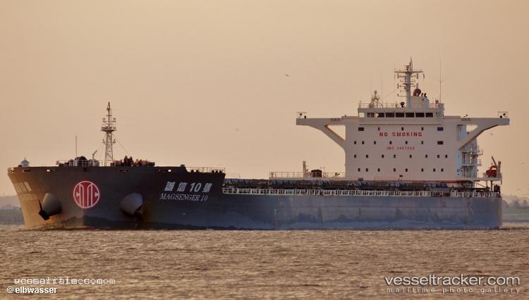 Magsenger-10 - Bulk Carrier vessel registered in Hong Kong