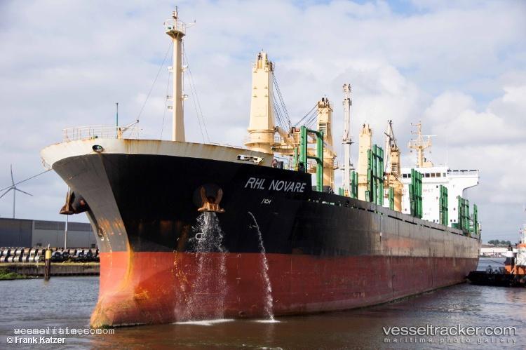 Vega-Falktind - Bulk Carrier vessel registered in Marshall Islands